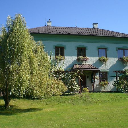 Penzion Eva Богумін Екстер'єр фото